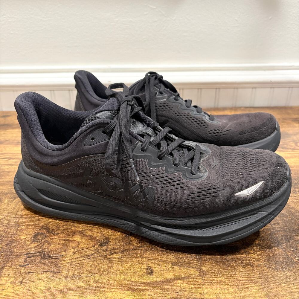Hoka Mens Size 10 Bondi 9 Running Shoes Sneakers Triple Black 1162011-BBLC - Picture 3 of 10